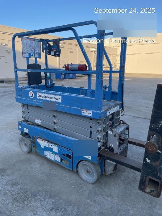 2019 Genie GS-1930 Fixed rails with chain Entry