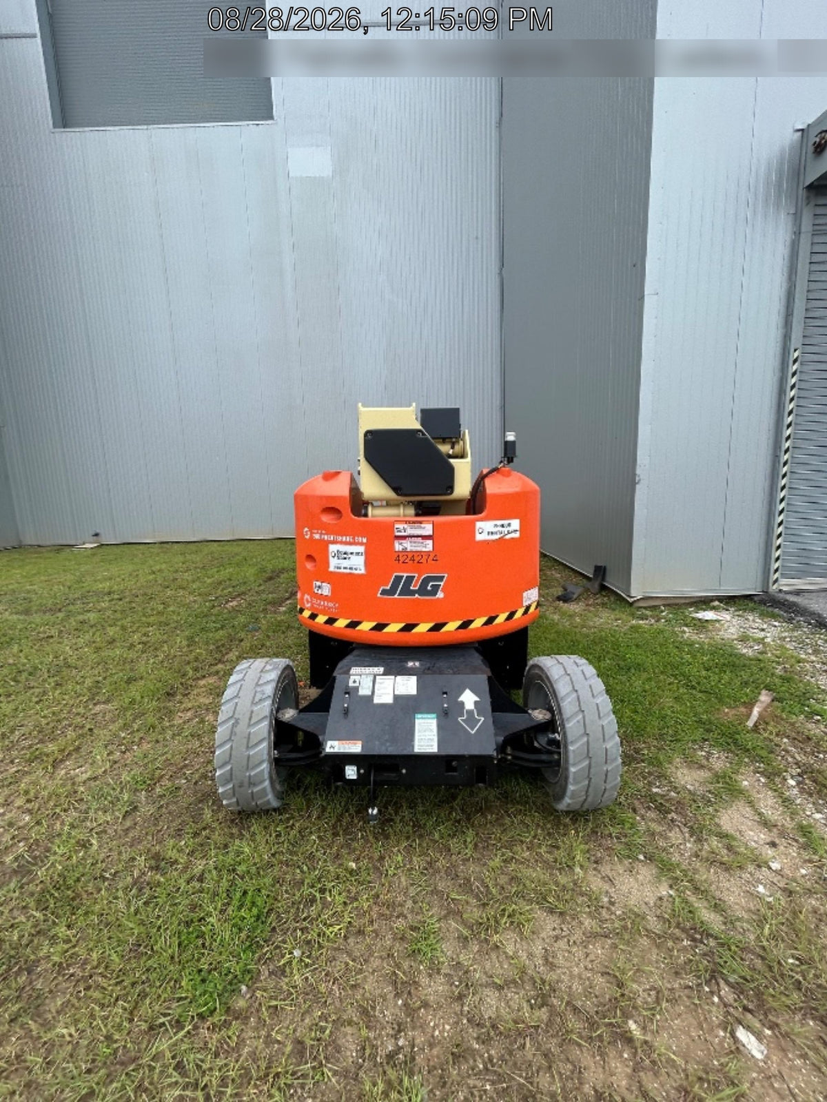 2024 JLG E450AJ