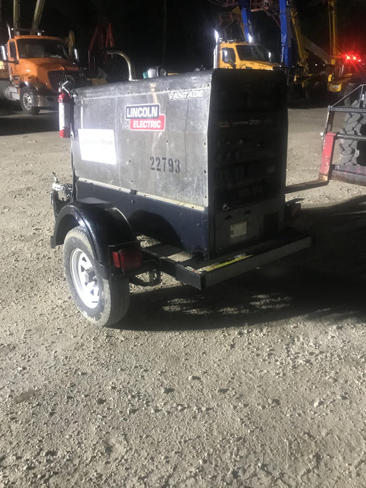 2019 Lincoln Electric Vantage 322 Lincoln Vantage 322 Welder w/Trailer, Light Kit, Cable Rack