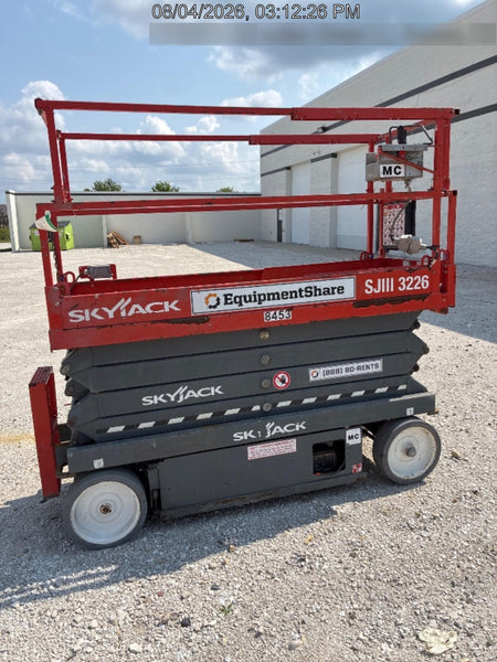 2018 Skyjack SJIII-3226 Skyjack SJIII3226 Scissor Lift w/Trojan Batteries