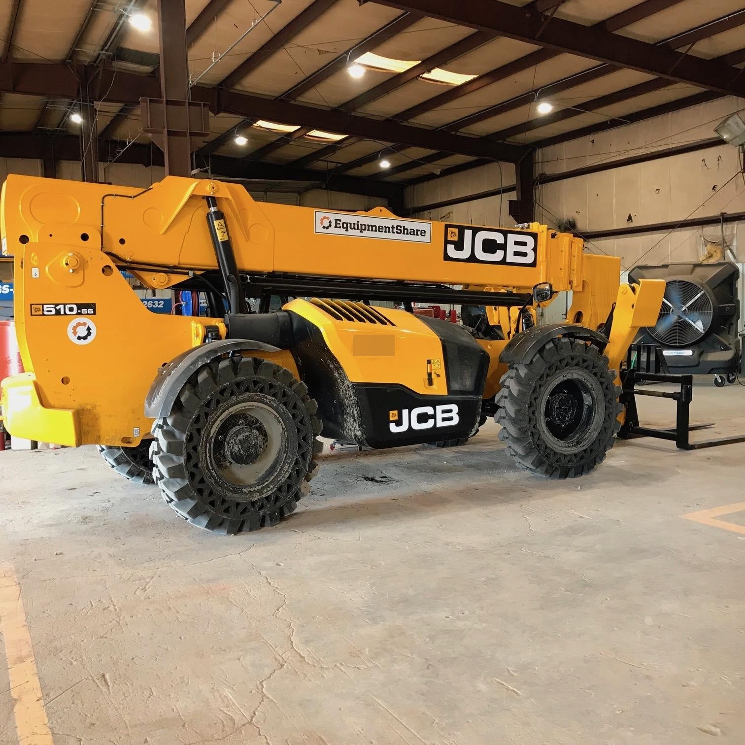 2019 JCB 510-56 Canopy, 74 HP, Solid Tires, STD Worklight, Beacon, Aux Hydraulics, Lifting Eye, Back up Alarm w/66" Carriage/60" Forks
