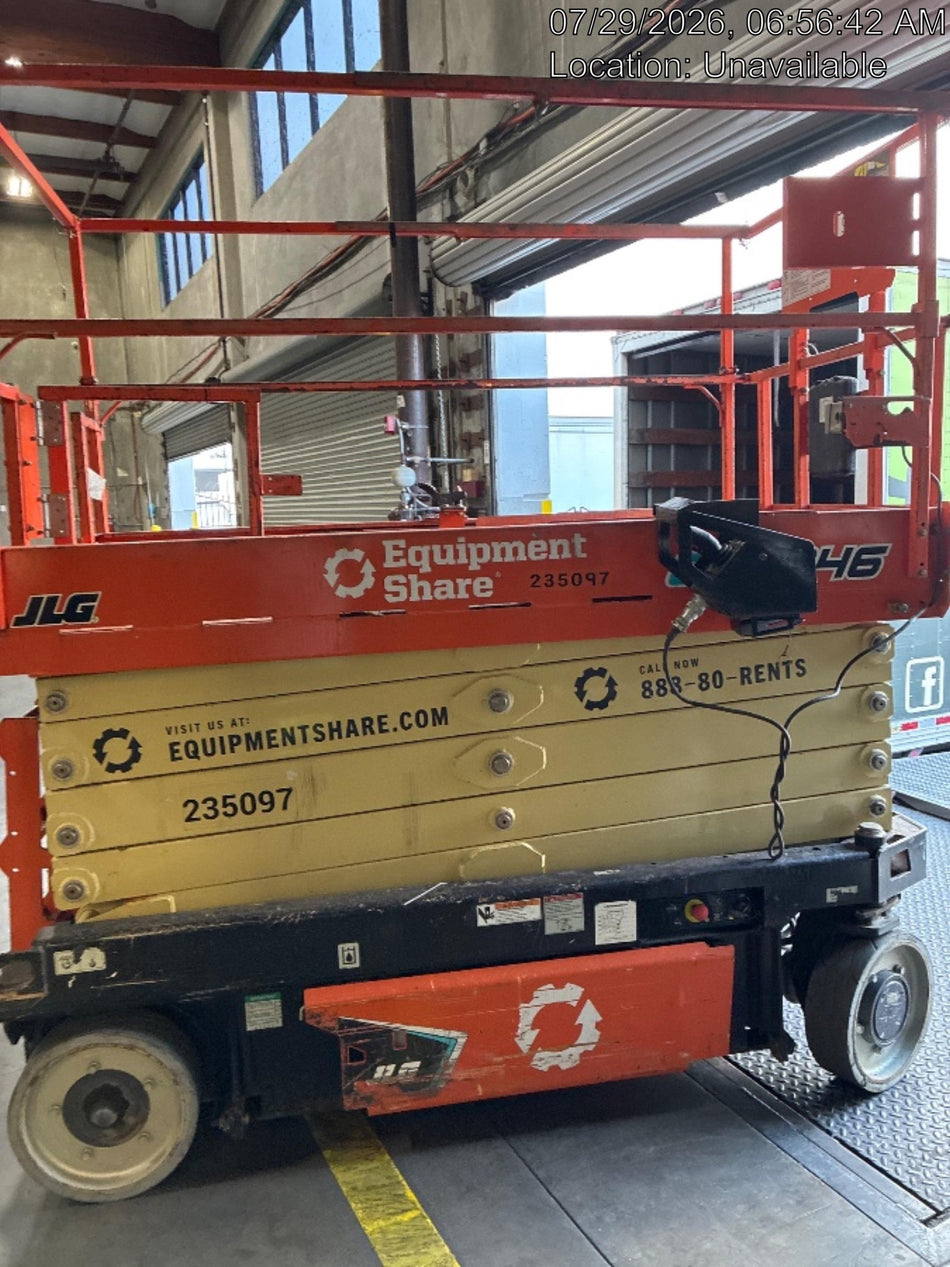 2022 JLG ES3246