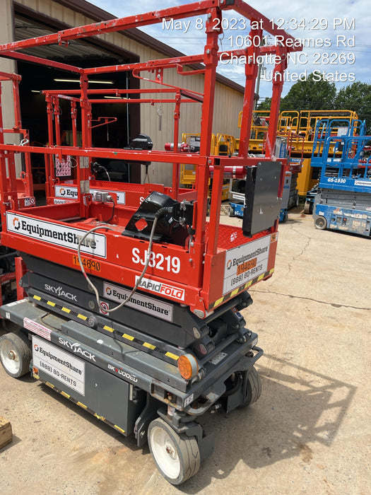 2021 SKYJACK SJ3219