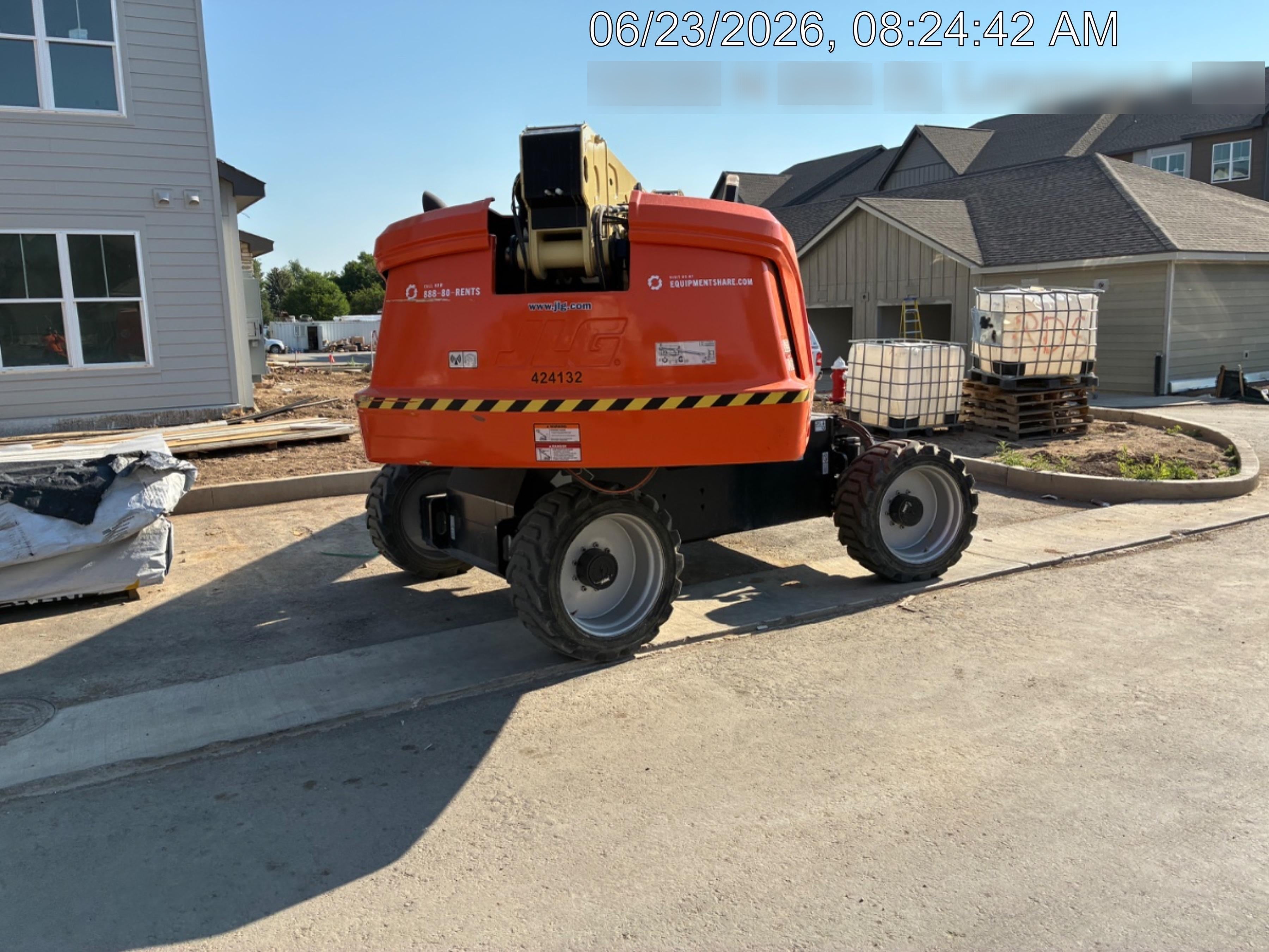 2024 JLG 660SJ