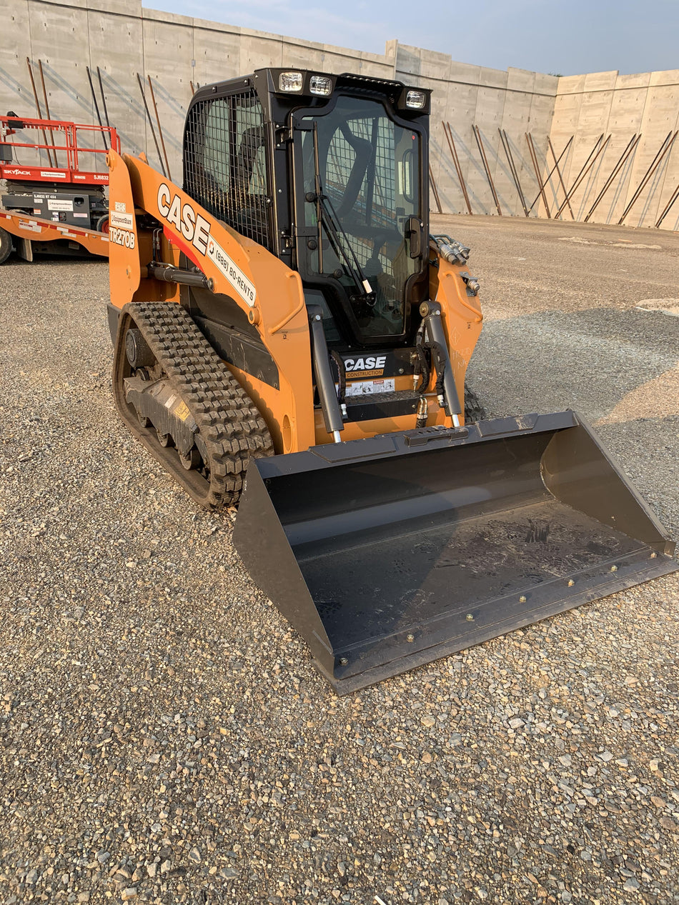 2021 CASE TR270B