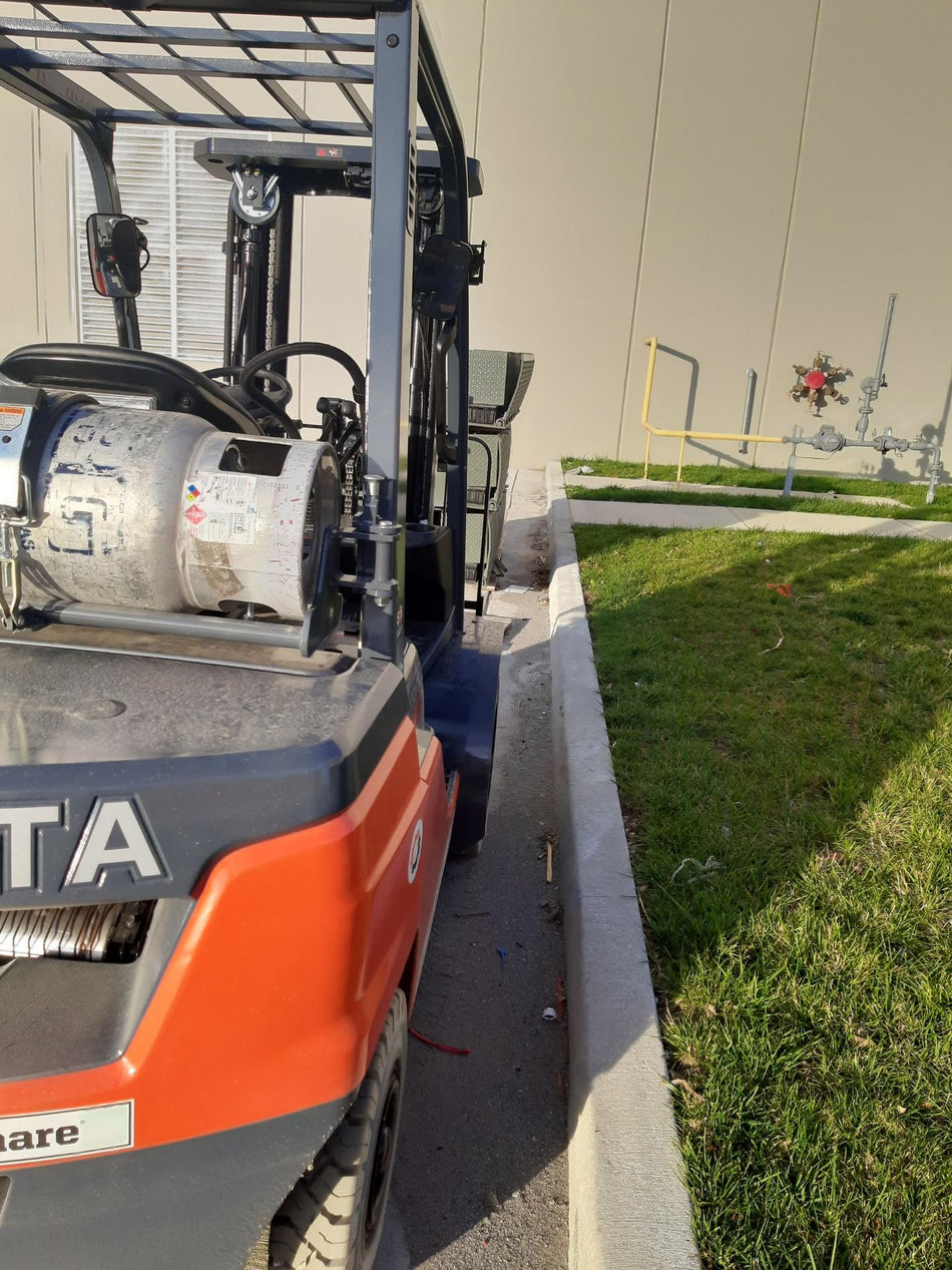 2022 TOYOTA 50-8FGU25