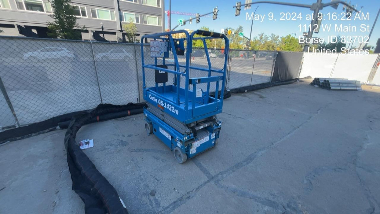 2022 GENIE GS-1432