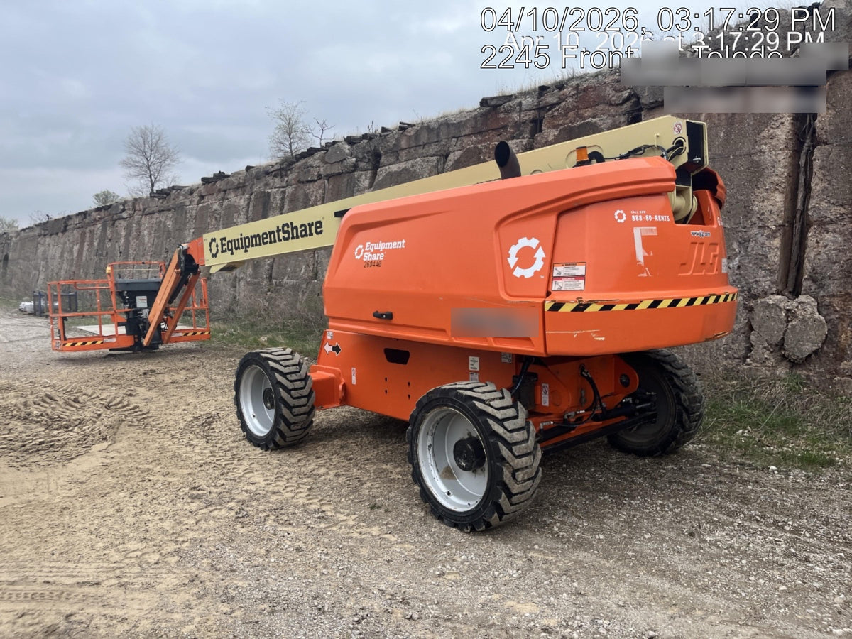 2022 JLG 660SJ