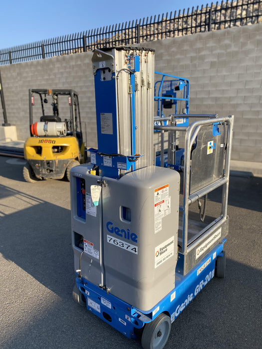 2020 GENIE GR-20
