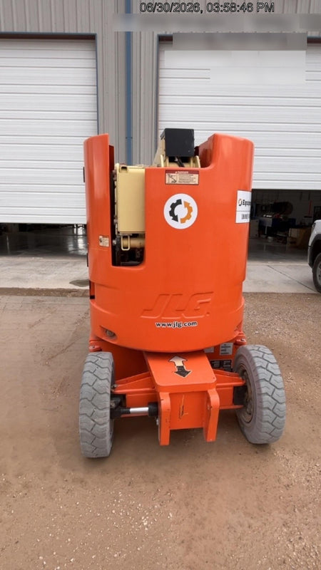 2020 JLG E300AJP