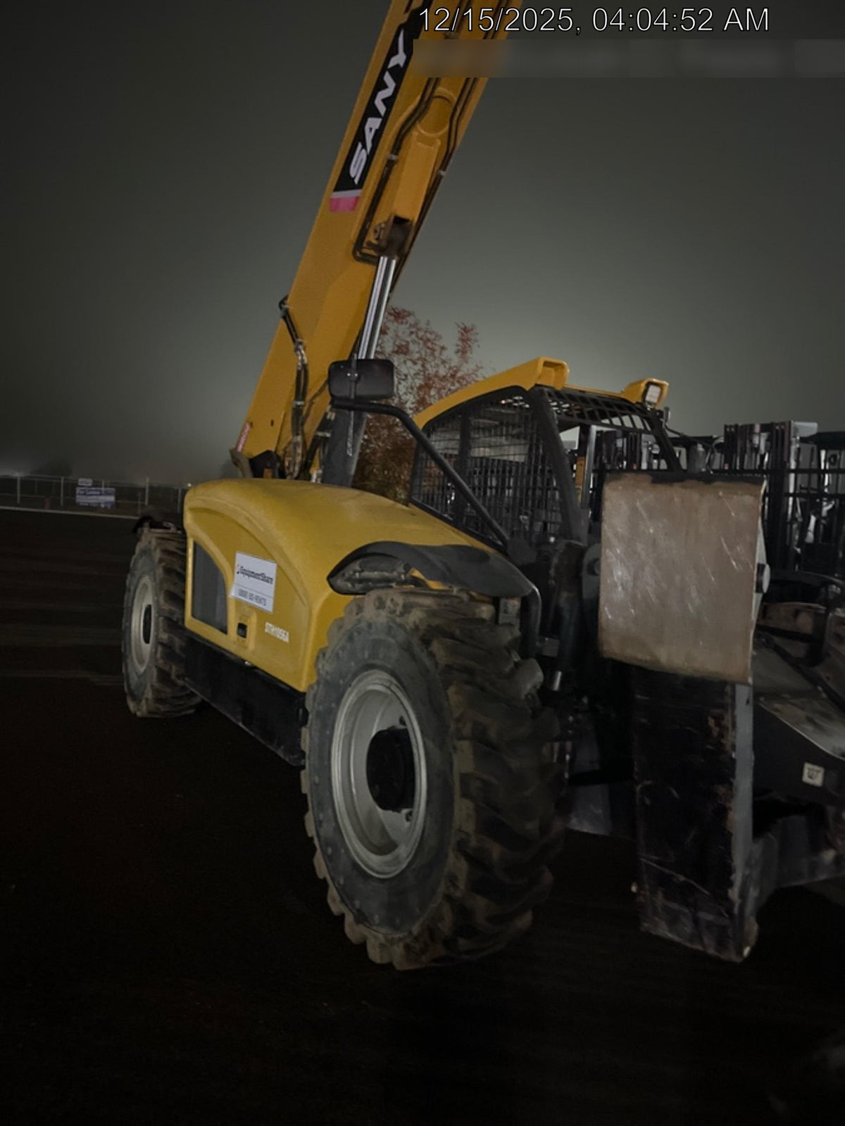 2022 SANY STH1056