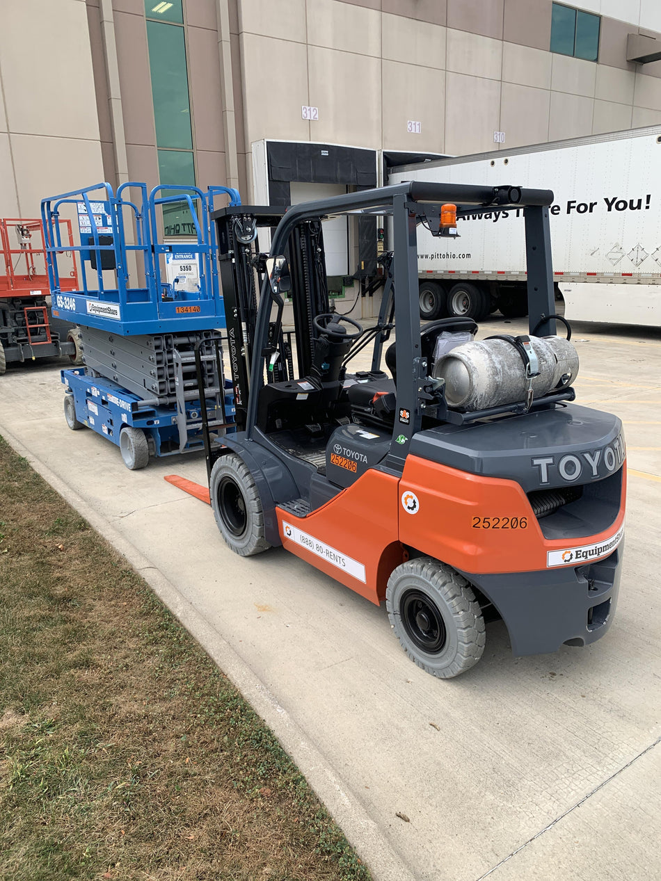 2022 TOYOTA 50-8FGU25
