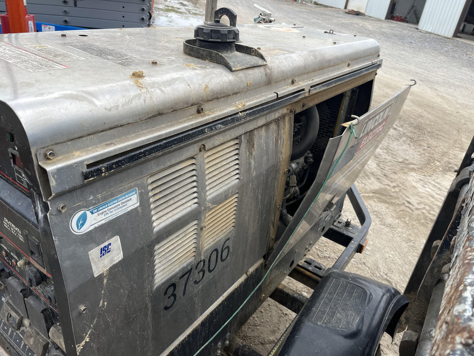 2019 Lincoln Electric Vantage 322 Ready-Pak 3, Two Wheel Trailer, Fender and Light Kit, Cable Rack