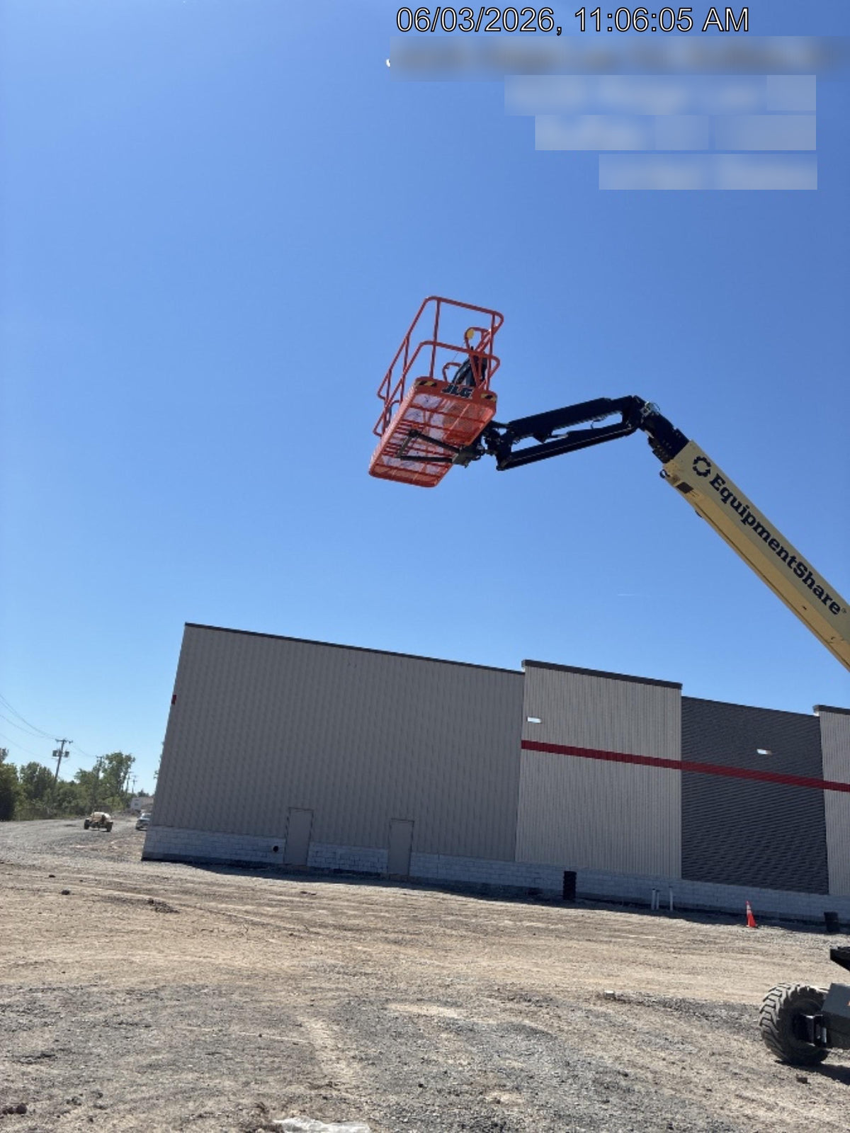 2025 JLG 660SJ
