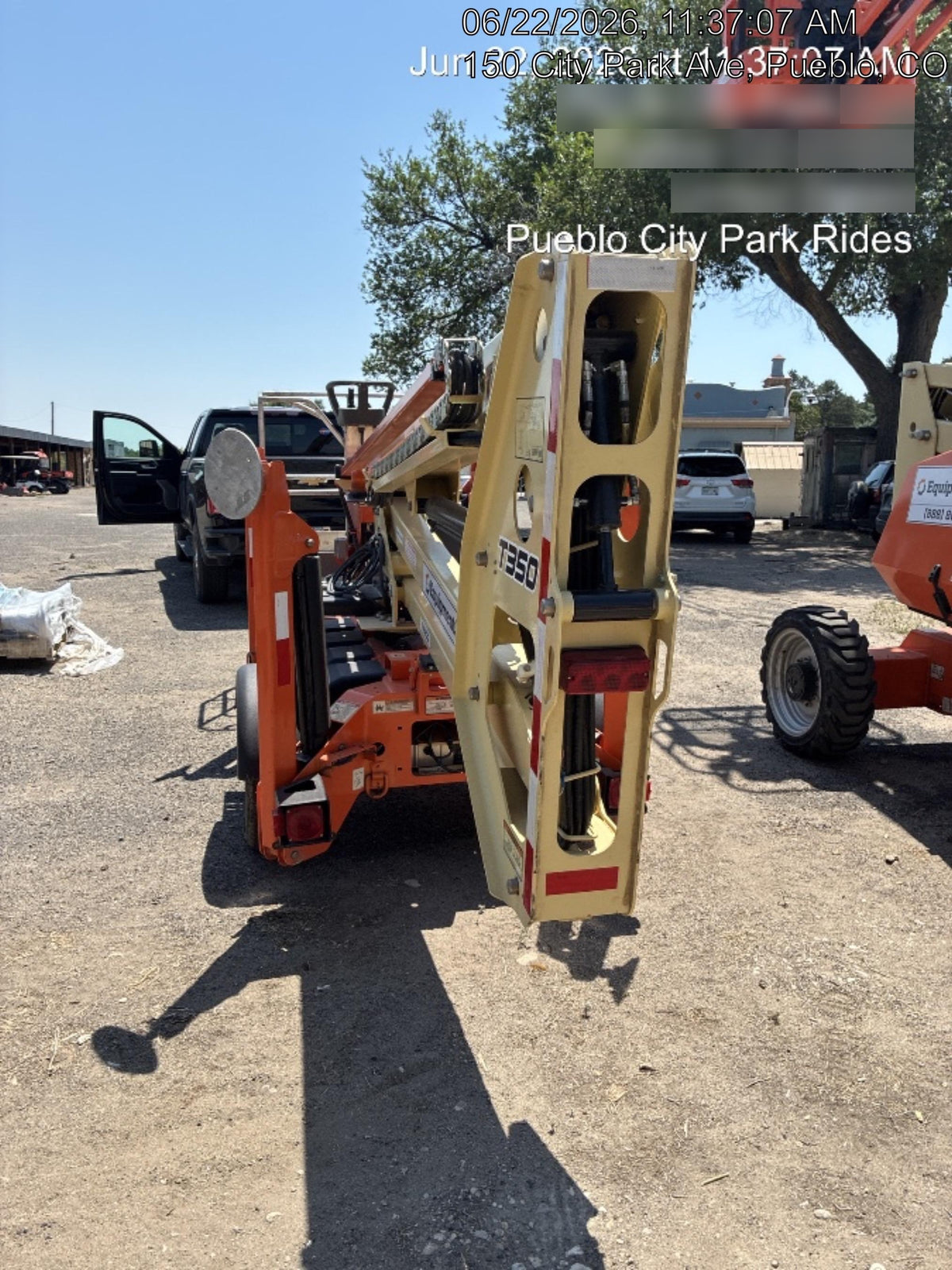 2021 JLG T350