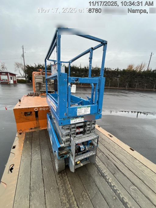 2020 Genie GS-1930 Solid Non Marking Tires, Beacon, Folding rails with half height swing gate, 800W Inverter