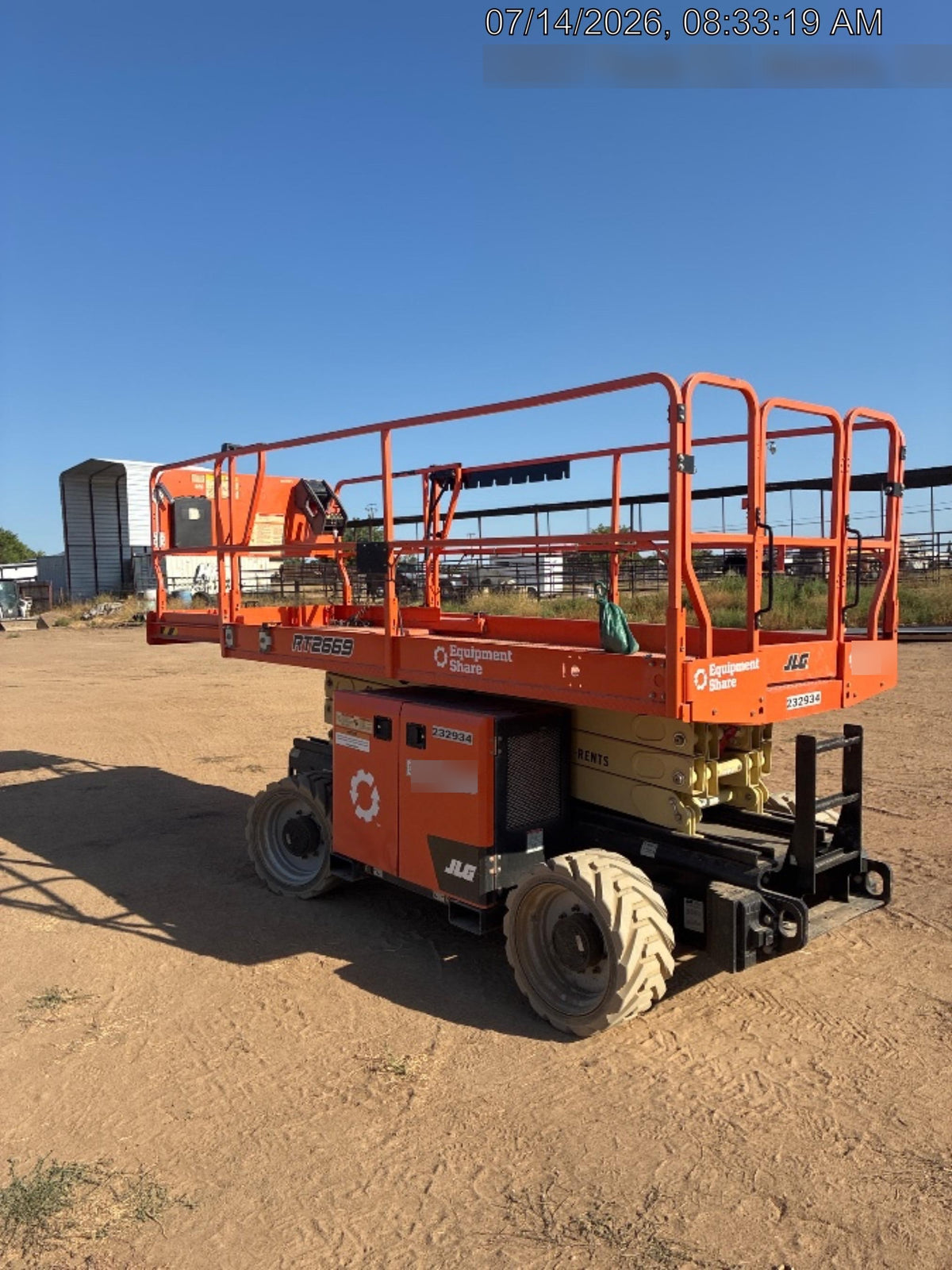 2022 JLG RT2669