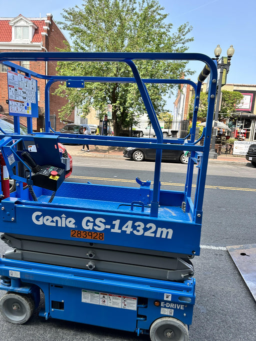 2022 GENIE GS-1432