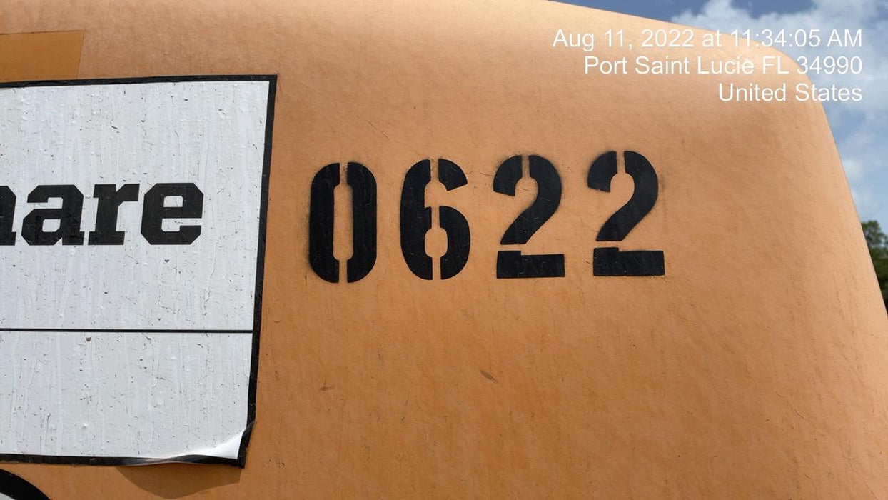 2018 Case 721G CLOSED CAB, JRB 416 STYLE HYD COUPLER