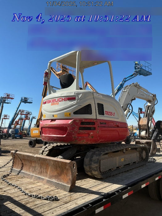 2021 TAKEUCHI TB235-2R