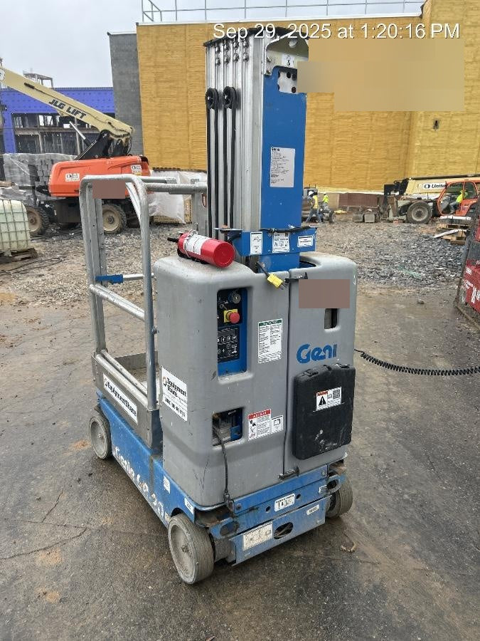 2020 GENIE GR-20