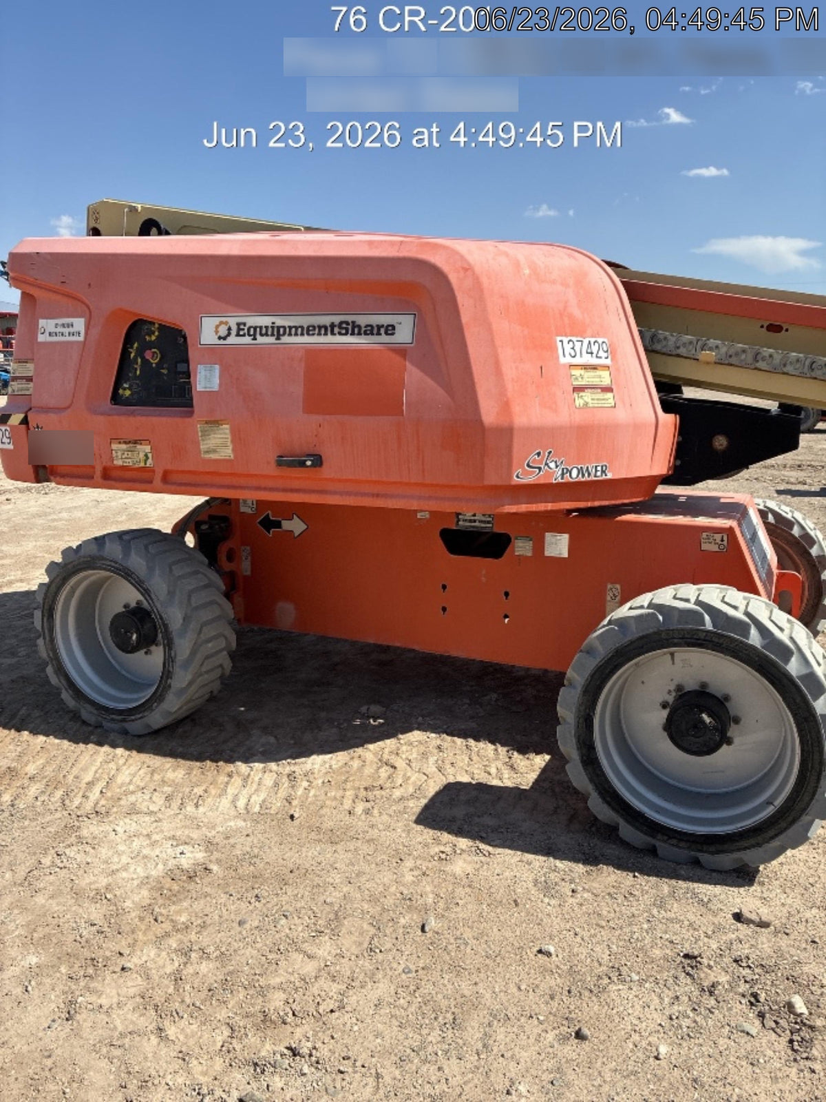 2021 JLG 600S