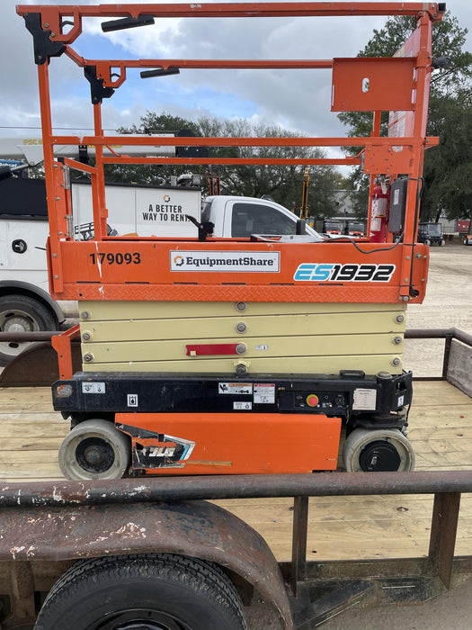 2021 Lincoln Electric Vantage 322 Vantage 322 Ready Pak 3 w/ Decals, ORANGE (includes trailer, cable rack, fender light kit) NO Telematics