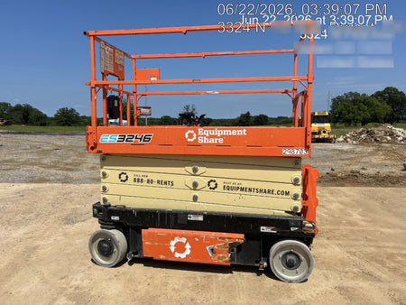 2023 JLG ES3246