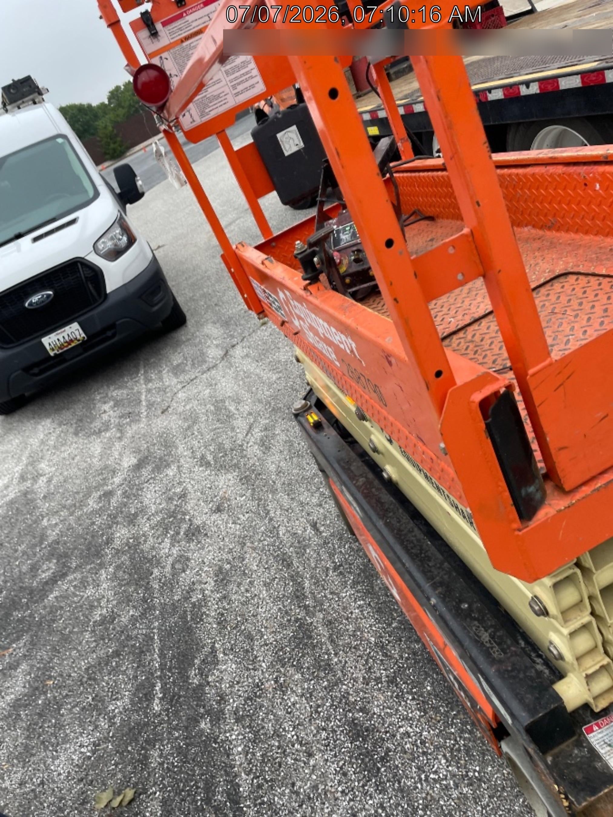 2022 JLG ES1932