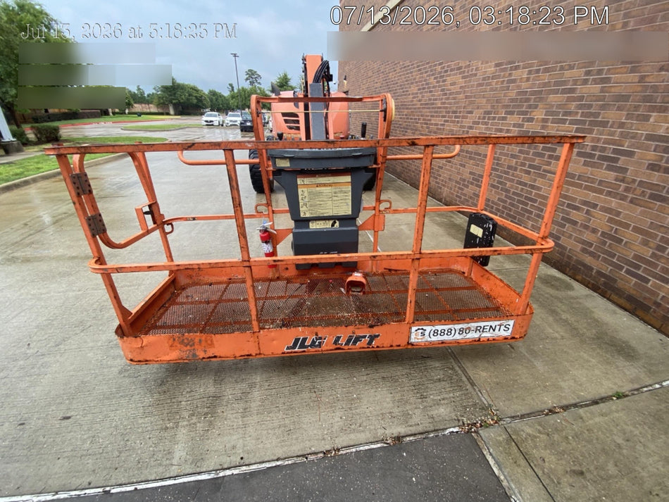 2019 JLG 600AJ