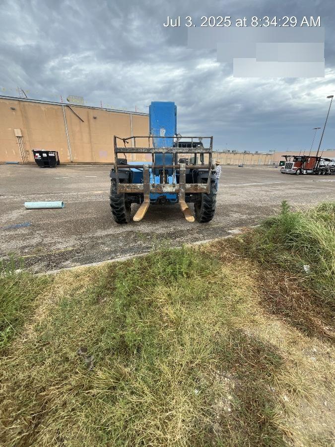 2017 Genie GTH-844 Genie GTH-844, Solid Tires, 60" carriage/forks, Open ROPS, Work Lights