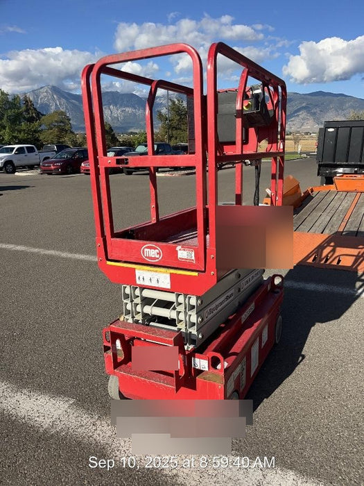 2020 MEC 1330SE Solid NM Tires, Steel Swing out Doors, LCS, Beacon, 900W Inverter