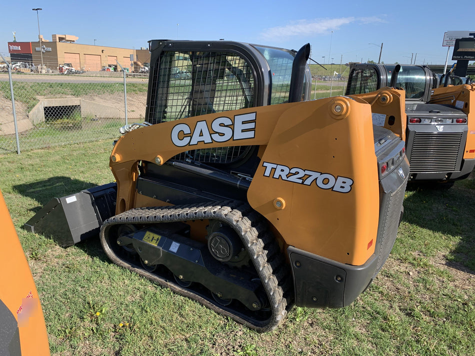 2021 CASE TR270B