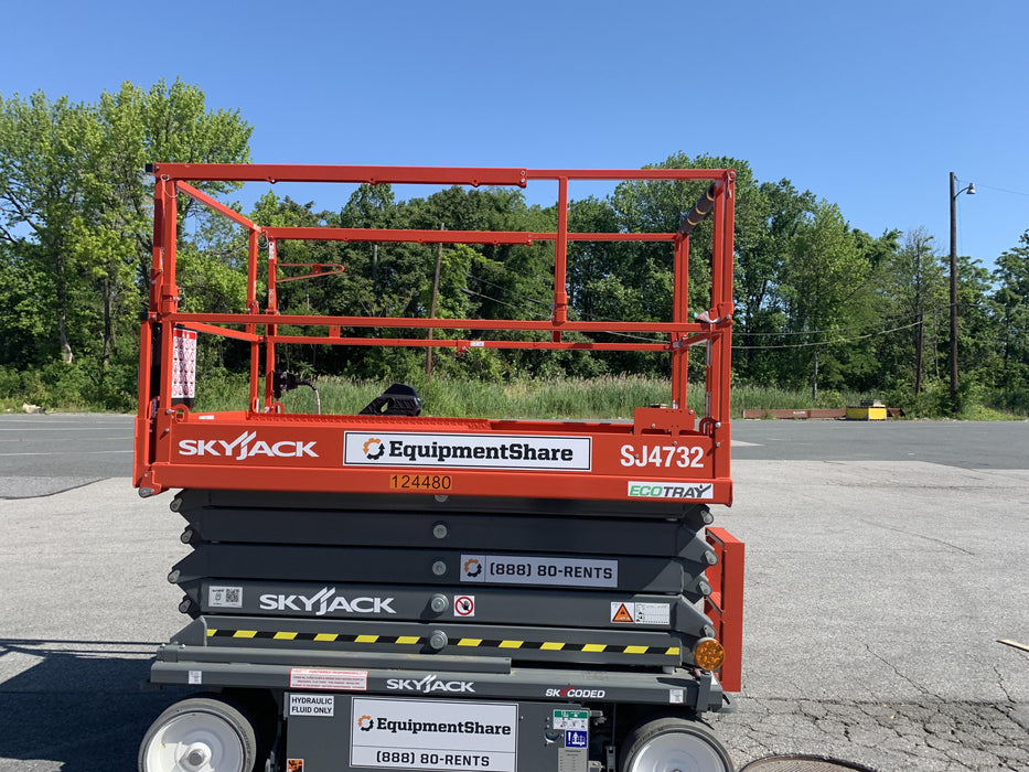 2021 SKYJACK SJ4732
