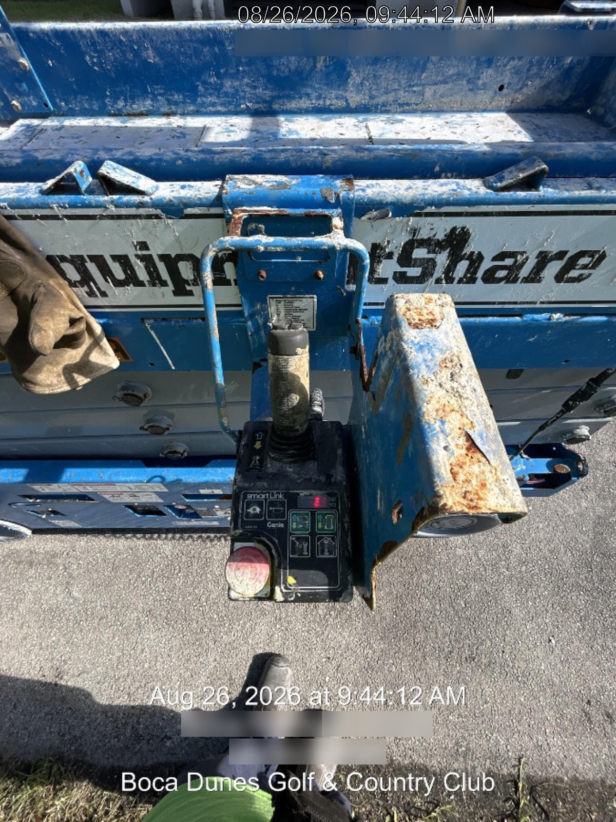 2023 GENIE GS-2632