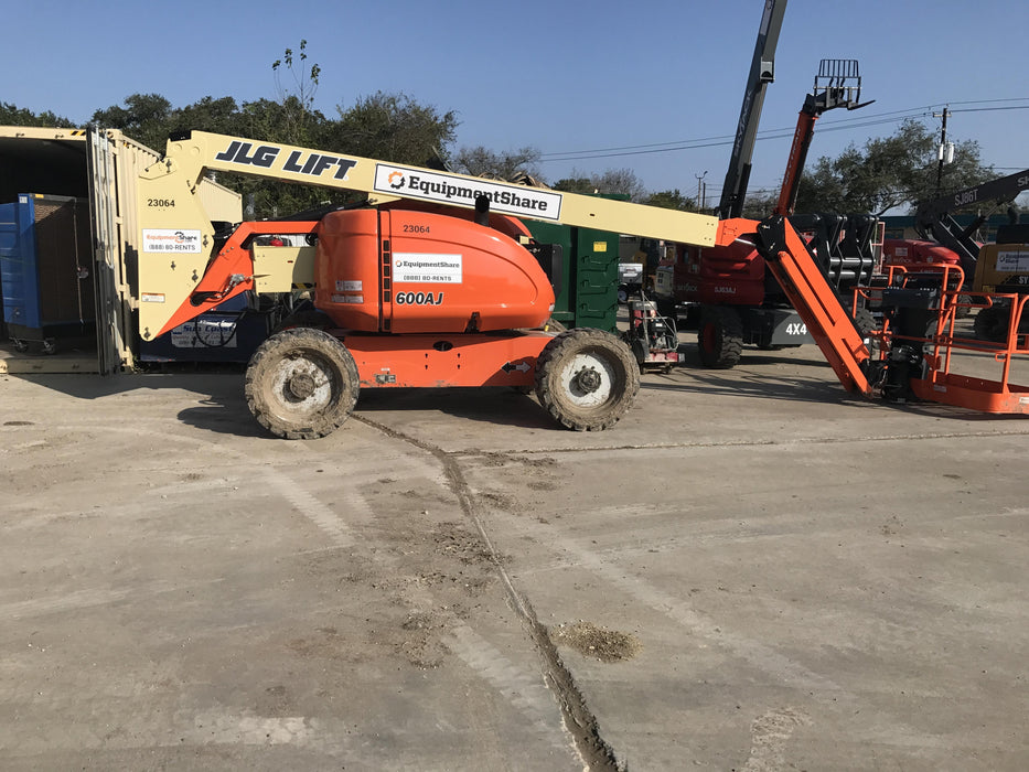 2019 JLG 600AJ