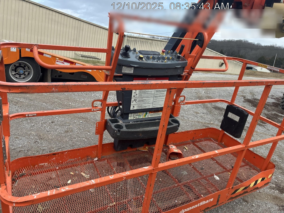 2022 JLG 860SJ