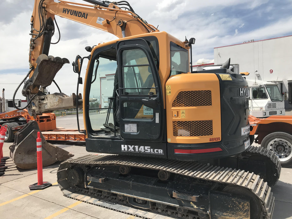 2017 HYUNDAI HX145LCR
