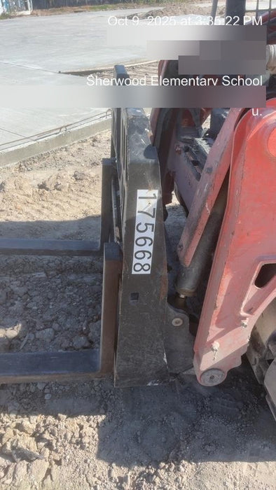 2021 FEMA 48" Pallet Forks - FEMA