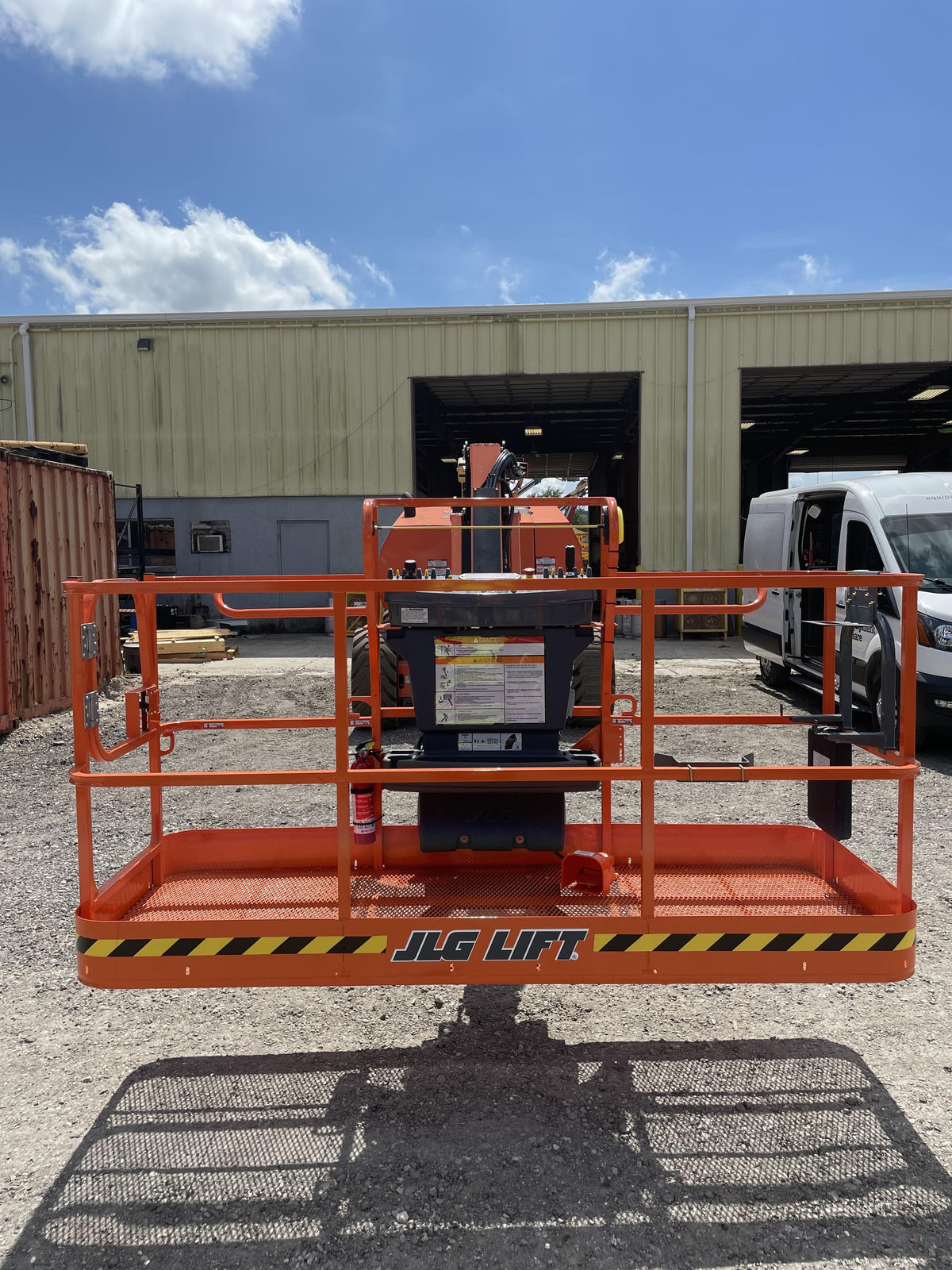 2023 JLG 800AJ