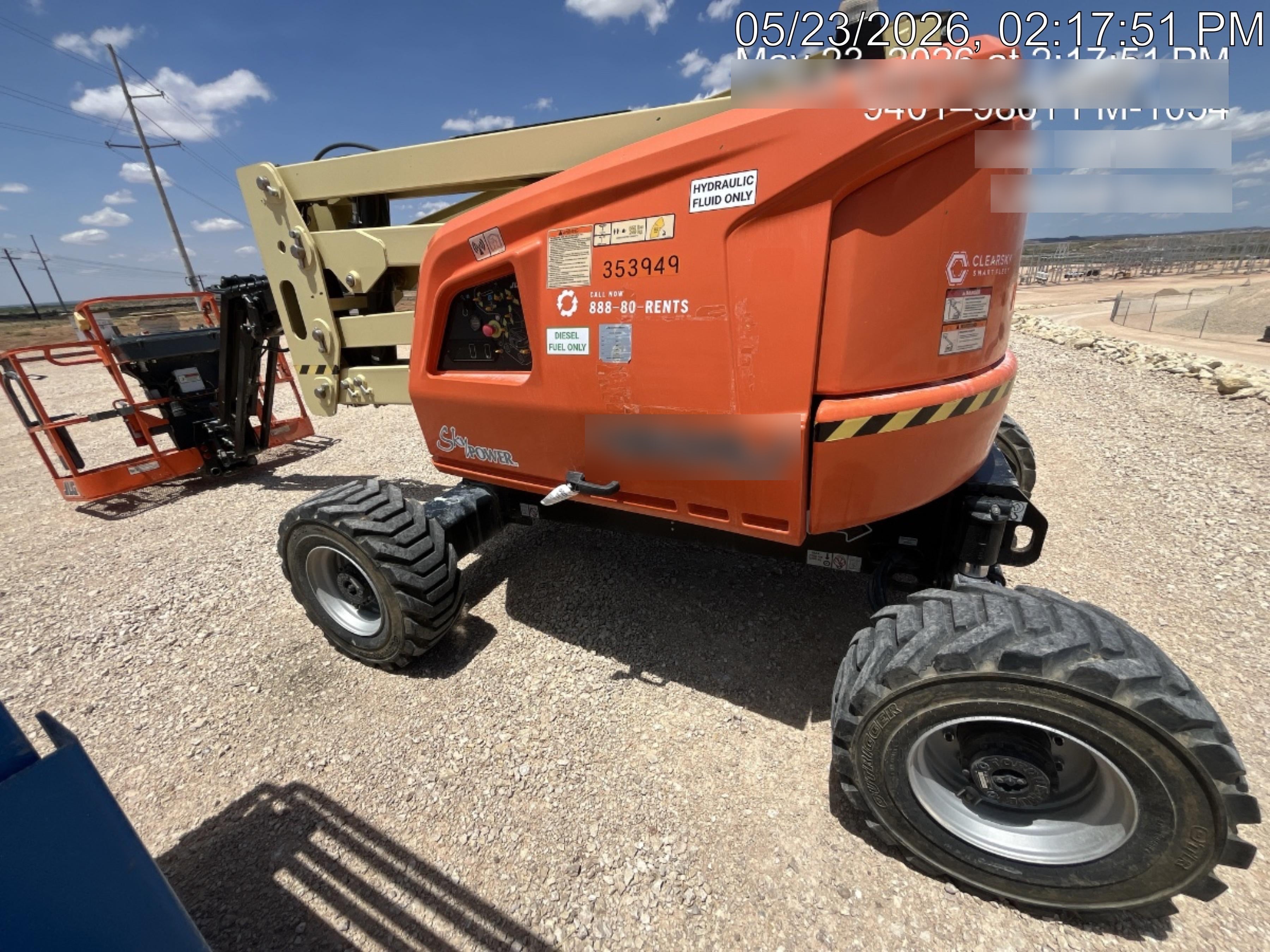 2023 JLG 450AJ