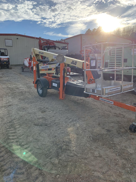 2022 JLG T350