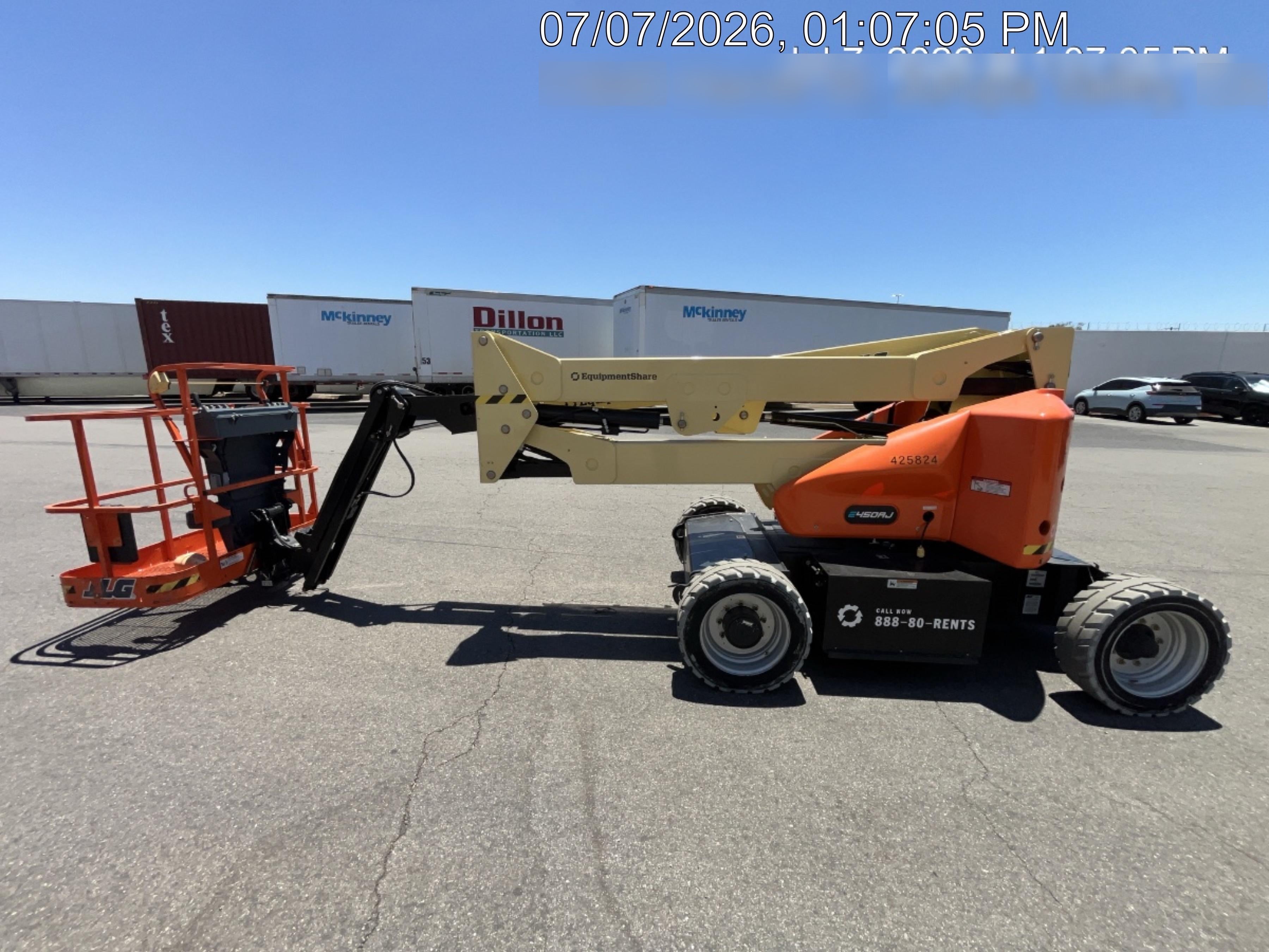 2024 JLG E450AJ