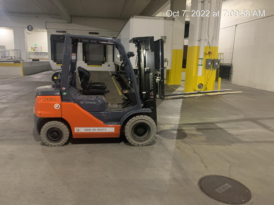 2022 TOYOTA 50-8FGU25