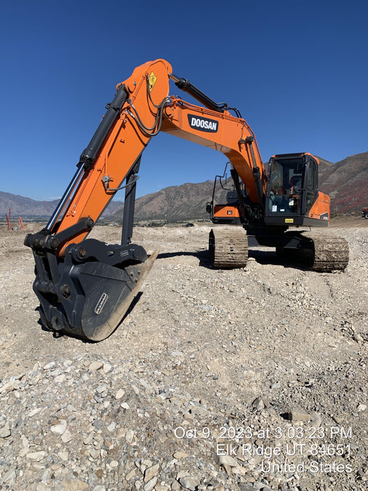 2022 DOOSAN DX225LC-5