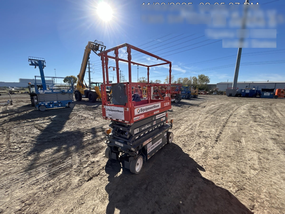 2021 SKYJACK SJ3219