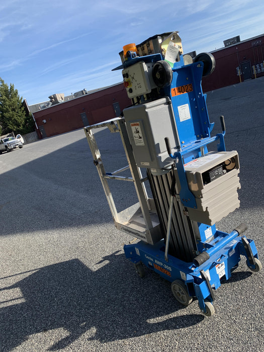 2020 GENIE AWP-30S
