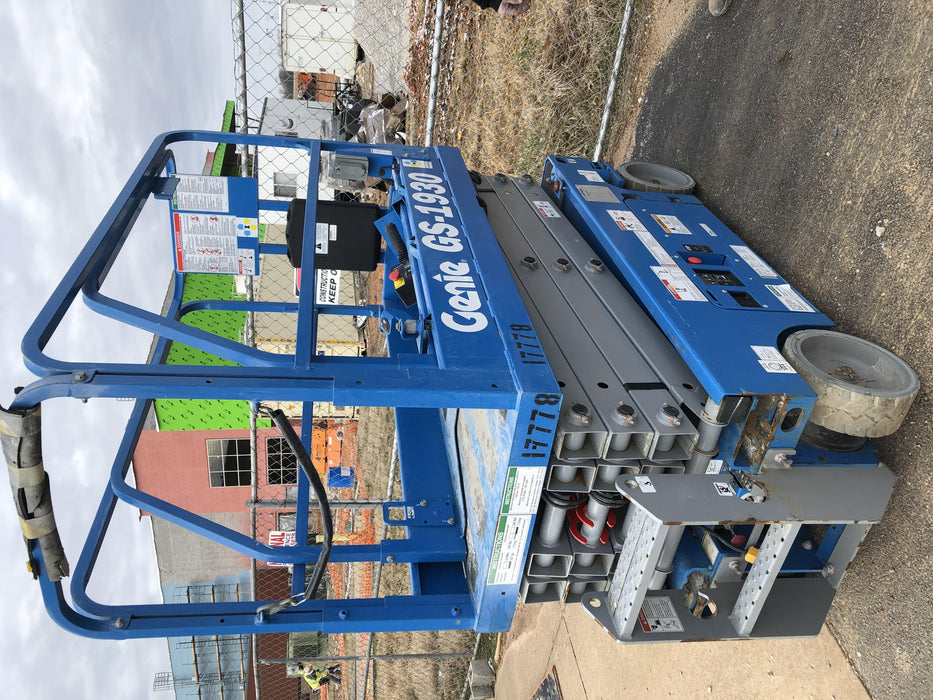 2018 Genie GS-1930 Genie GS-1930 w/Fixed Rail, Chain Entry
