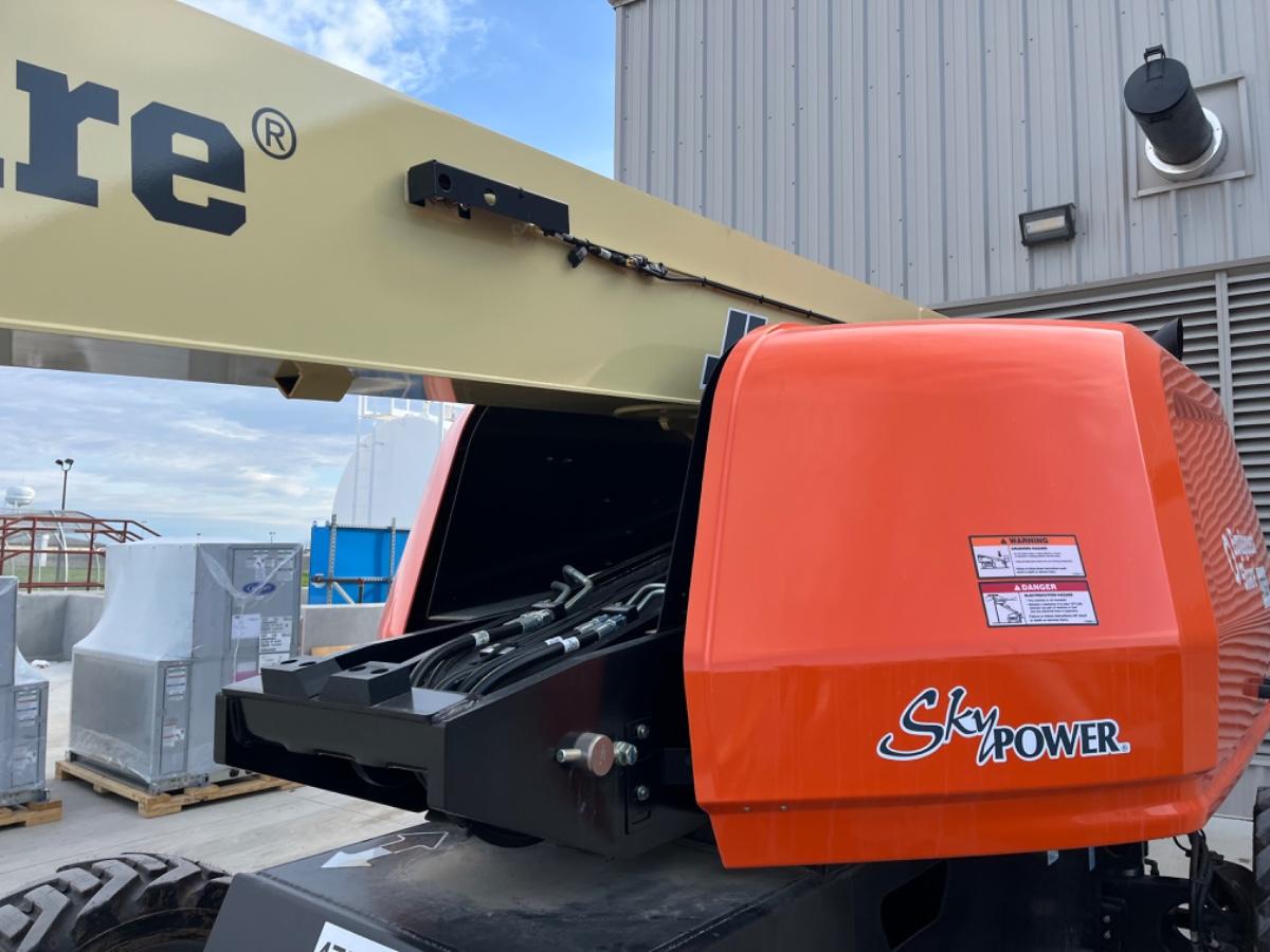 2024 JLG 660SJ