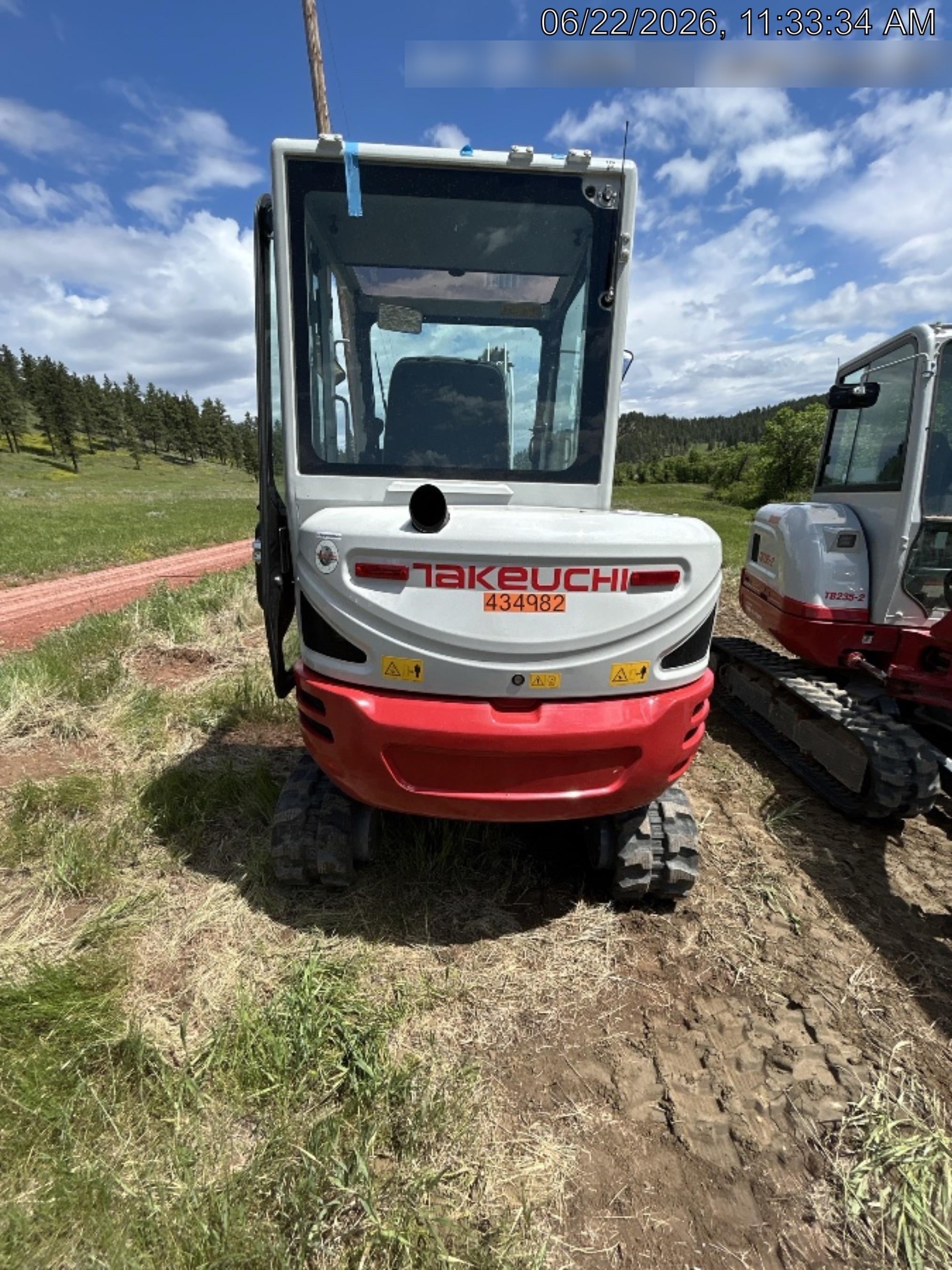 2024 TAKEUCHI TB235-2CR